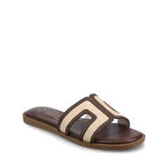 PRIMAH Wide Flat Sandals in Chocolate Raffia